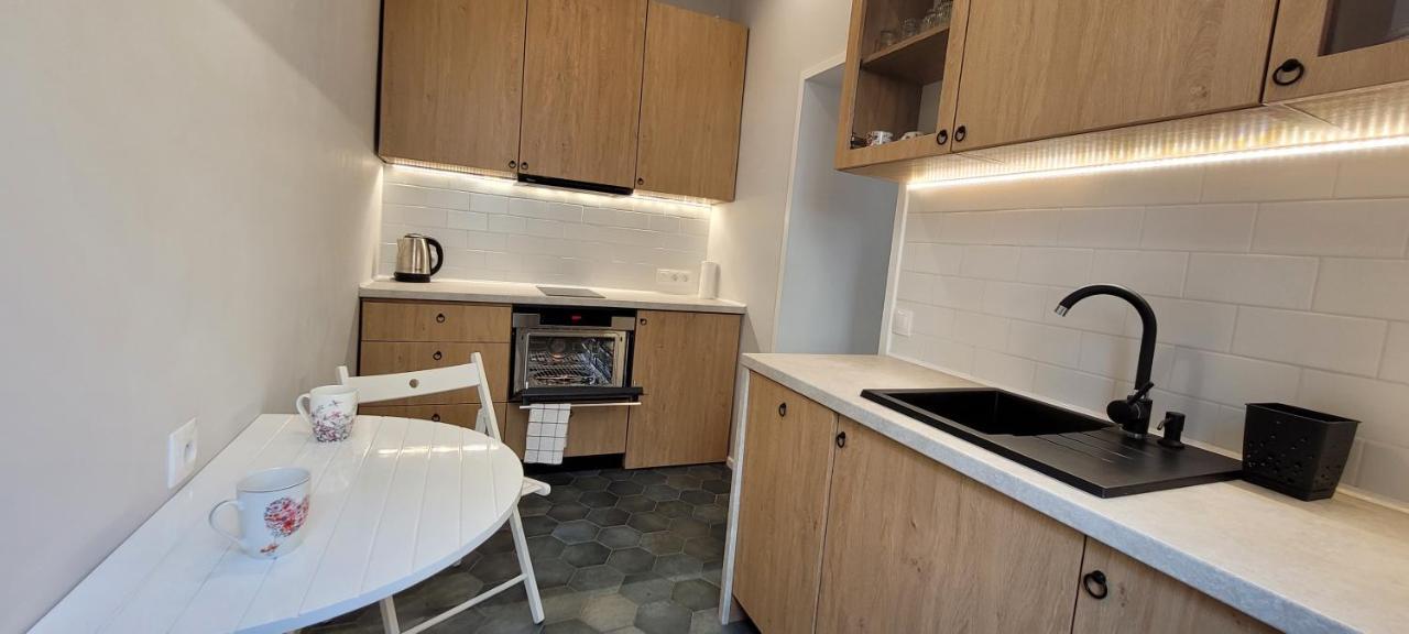 Kana - Stylish Apartment In Krakow Pomorska - Close, Wifi, Smart Tv Krasków Εξωτερικό φωτογραφία