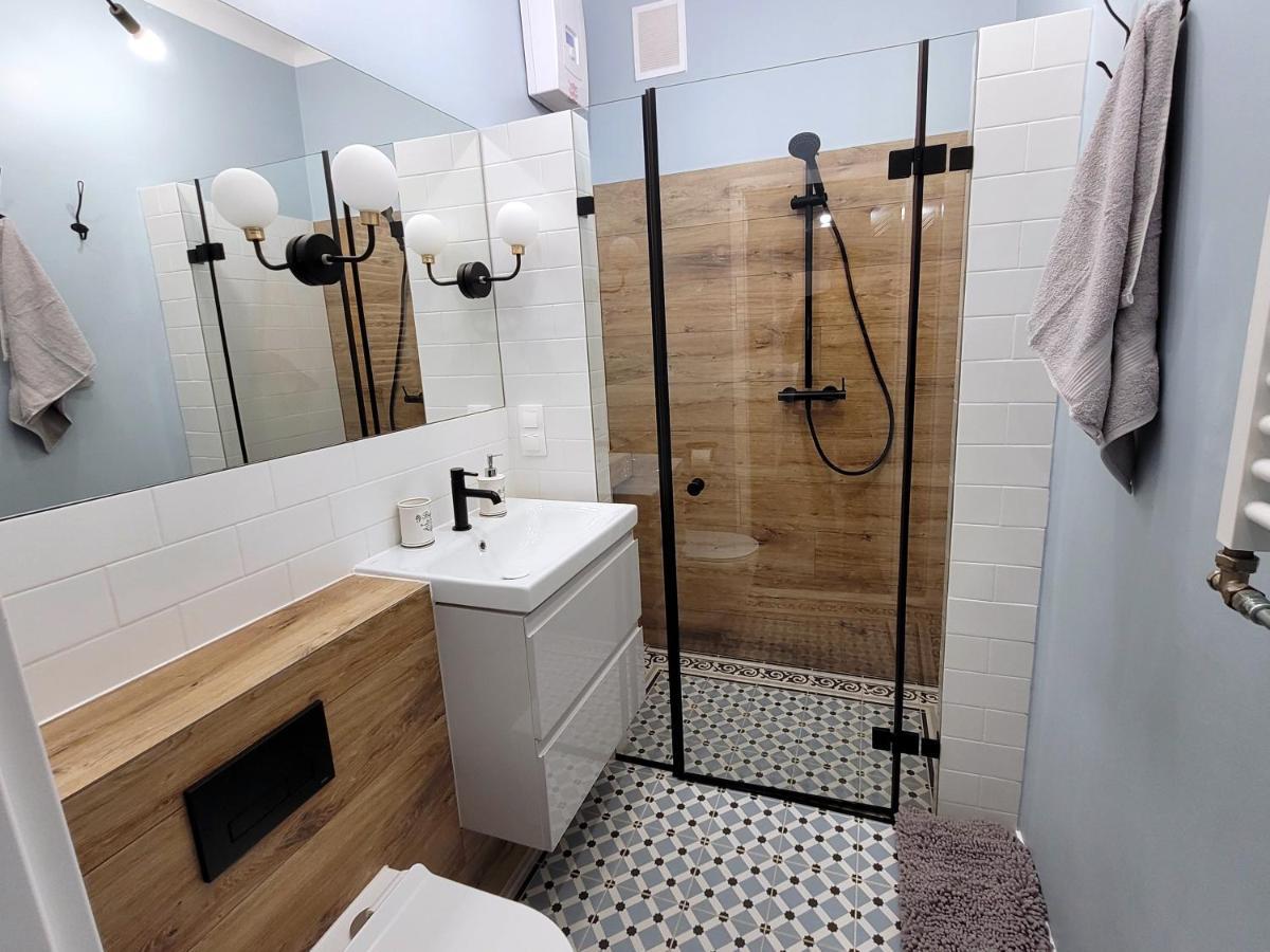 Kana - Stylish Apartment In Krakow Pomorska - Close, Wifi, Smart Tv Krasków Εξωτερικό φωτογραφία