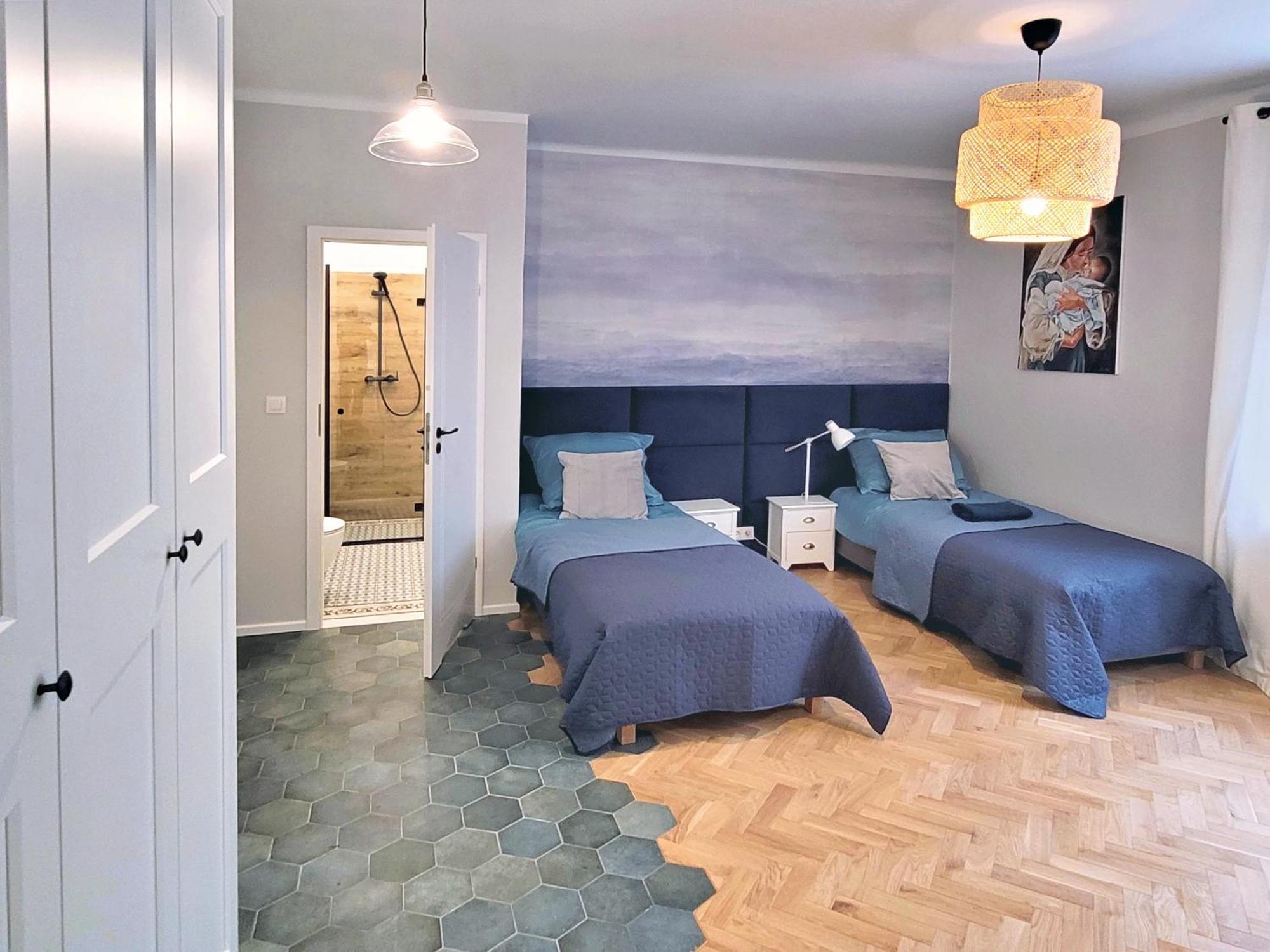 Kana - Stylish Apartment In Krakow Pomorska - Close, Wifi, Smart Tv Krasków Εξωτερικό φωτογραφία